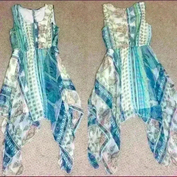 💙🩵🤍J Gee Handkerchief Dress - Picture 1 of 4